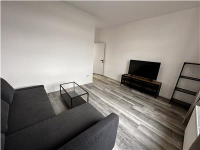 Garsoniera la prima inchiriere, in Ploiesti, zona Sala Sporturilor