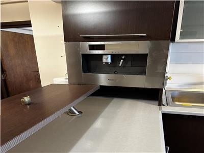 Vanzare apartament 3 camere, transformat in 2, Ploiesti, ultracentral