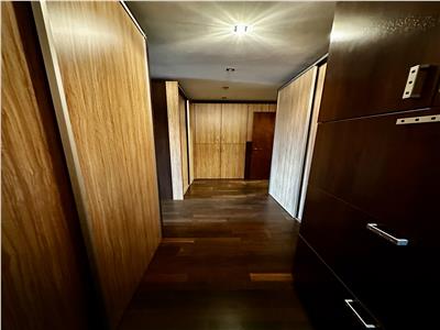 Vanzare apartament 3 camere, transformat in 2, Ploiesti, ultracentral
