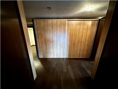 Vanzare apartament 3 camere, transformat in 2, Ploiesti, ultracentral
