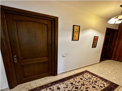 Vanzare vila 4 camere, la 3 minute de A3, in Rafov Prahova