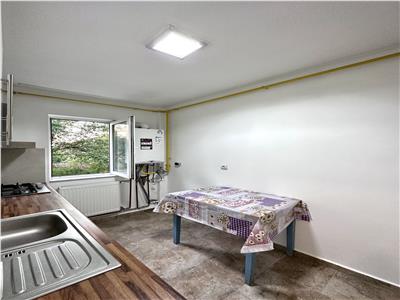 Apartament 2 camere, centrala termica, recent renovat, Nord Ploiesti