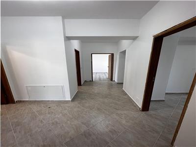 Vanzare apartament 3 camere, bloc 2010, Ploiesti, zona centrala