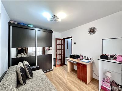 Apartament 3 camere, decomandat, centrala termica, Marasesti Ploies
