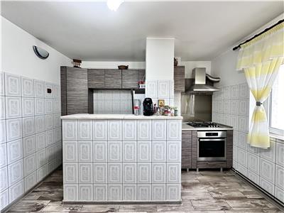 Apartament 3 camere, decomandat, centrala termica, Marasesti Ploies