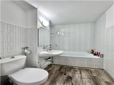 Apartament 3 camere, decomandat, centrala termica, Marasesti Ploies