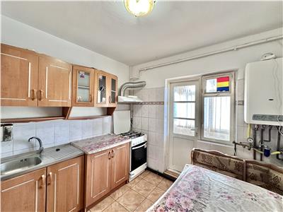 Apartament 2 camere decomandat centrala termica Mihai Bravu Ploiesti