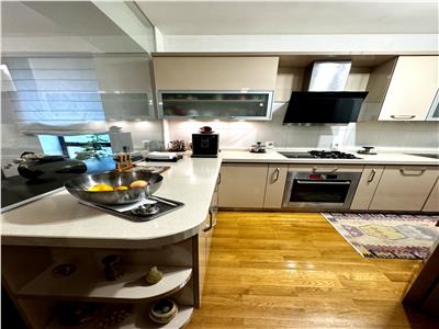 Vanzare apartament 3 camere, premium, bl. 2014, Ploiesti, ultracentral