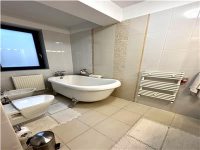 Vanzare apartament 3 camere, premium, bl. 2014, Ploiesti, ultracentral