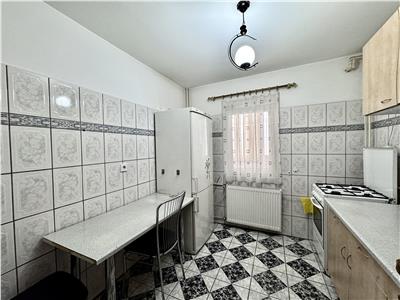 Apartament 3 camere, confort 1, decomandat, Republicii, Ploiesti
