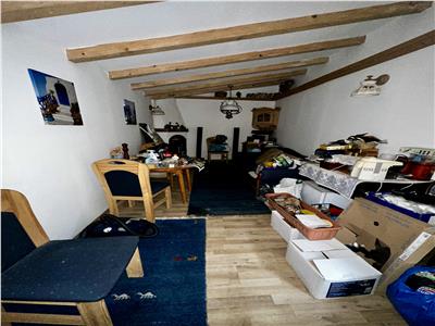 Vanzare casa 4 camere, in Ploiesti, zona ultracentrala
