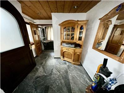 Vanzare casa 4 camere, in Ploiesti, zona ultracentrala