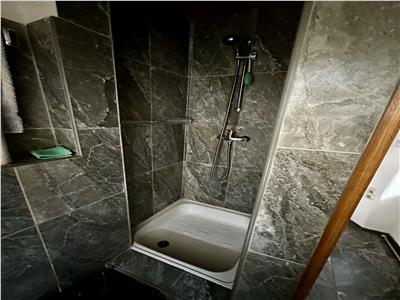 Vanzare casa 4 camere, in Ploiesti, zona ultracentrala