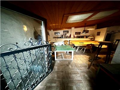 Vanzare casa 4 camere, in Ploiesti, zona ultracentrala
