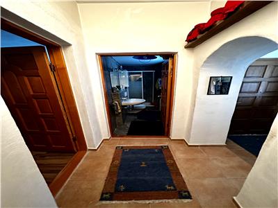 Vanzare casa 4 camere, in Ploiesti, zona ultracentrala