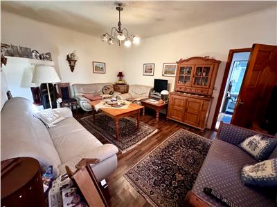 Vanzare casa 4 camere, in Ploiesti, zona ultracentrala