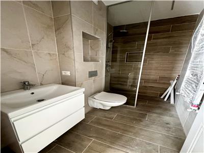 Vanzare apartament 3 camere, 2 locuri parcare, Ploiesti, zona Albert