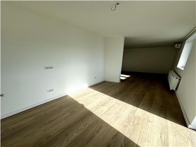Vanzare apartament 3 camere, 2 locuri parcare, Ploiesti, zona Albert
