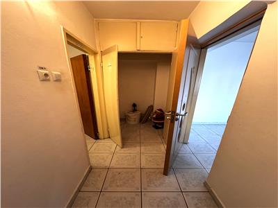 Vanzare apartament 2 camere, in Ploiesti, zona Republicii, Catedrala