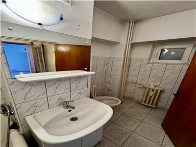Vanzare apartament 2 camere, in Ploiesti, zona Republicii, Catedrala