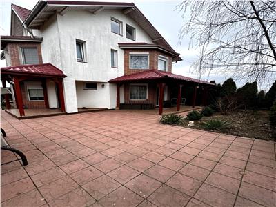 Vanzare casa 5 camere, in Ploiesti, Irish Town