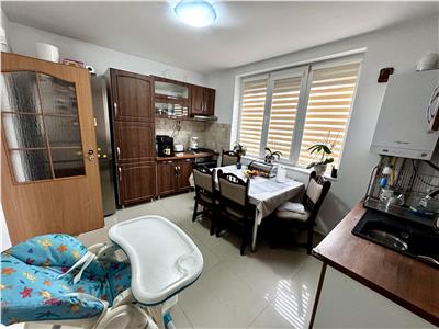 Vanzare casa 5 camere, in Ploiesti, Irish Town