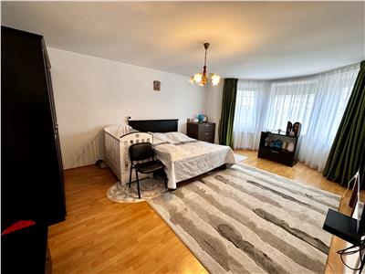 Vanzare casa 5 camere, in Ploiesti, Irish Town