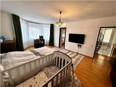 Vanzare casa 5 camere, in Ploiesti, Irish Town