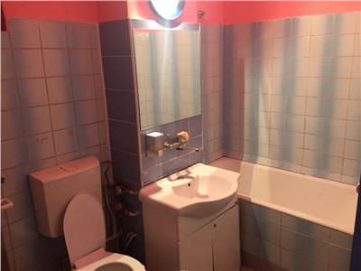 Inchiriere apartament 4 camere, Ploiesti, zona Cantacuzino