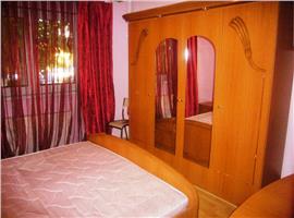 Inchiriere apartament 2 camere Ploiesti, zona Democratiei