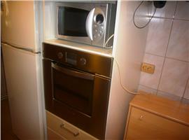 Inchiriere apartament 2 camere Ploiesti, zona Democratiei