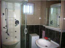 Inchiriere apartament 2 camere Ploiesti, zona Democratiei