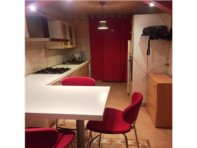 Inchiriere apartament 2 camere Ploiesti, zona Democratiei