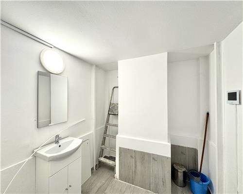 Spatiu comercial, 65 mp, zona intens circulata, Republicii, Ploiesti