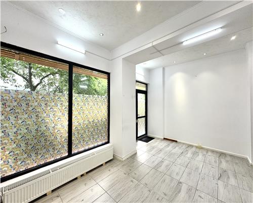 Spatiu comercial, 65 mp, zona intens circulata, Republicii, Ploiesti