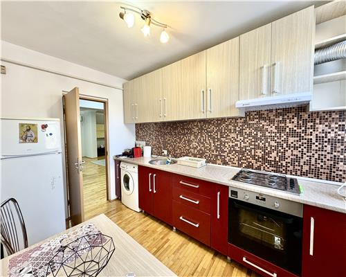 Apartament 2 camere, foarte spatios, ultracentral, Ploiesti