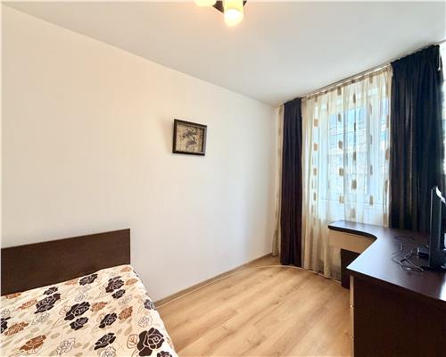 Apartament 3 camere, renovat si spatios, zona Nord Cina, Ploiesti