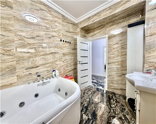 Apartament 3 camere, de lux, parcare, Cartier Albert Ploiesti