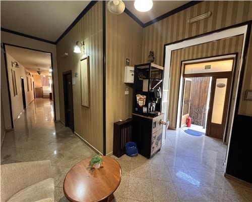 Hotel, cl?dire 18 camere, in Ploie?ti, ultracentral