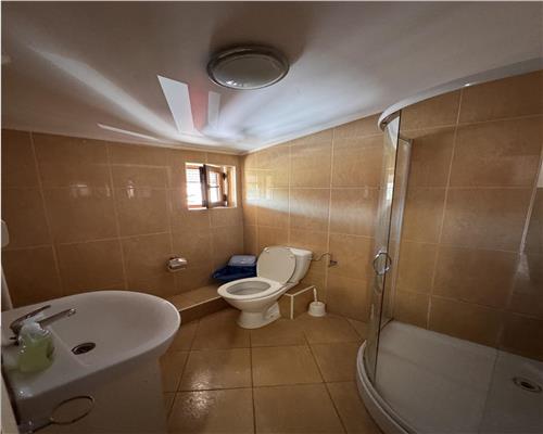 Hotel, cl?dire 18 camere, in Ploie?ti, ultracentral