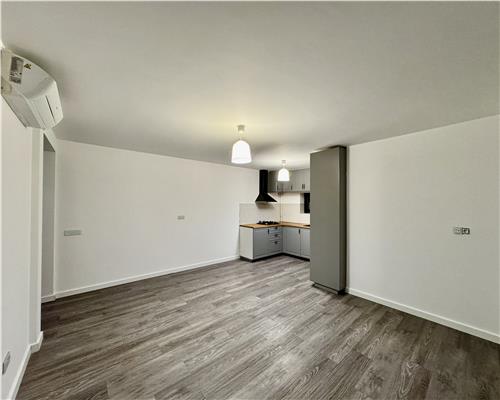 Apartament 4 camere pentru birouri sau rezidential, Albert Ploiesti