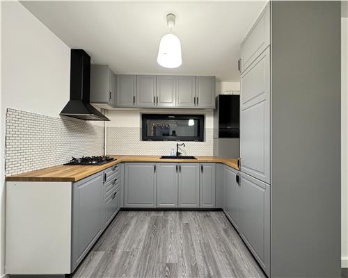 Apartament 4 camere pentru birouri sau rezidential, Albert Ploiesti