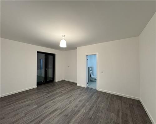 Apartament 4 camere pentru birouri sau rezidential, Albert Ploiesti