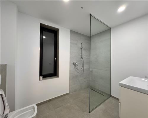 Apartament 4 camere pentru birouri sau rezidential, Albert Ploiesti