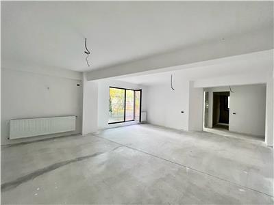 Apartament 3 camere de lux, curte, Bulevardul Independentei, Ploiesti