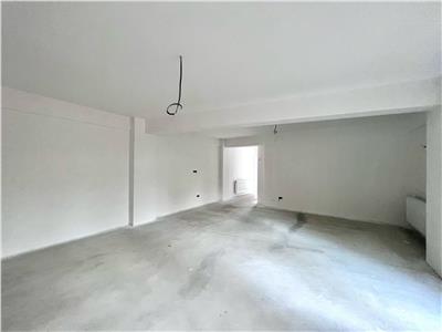 Apartament 3 camere de lux, curte, Bulevardul Independentei, Ploiesti