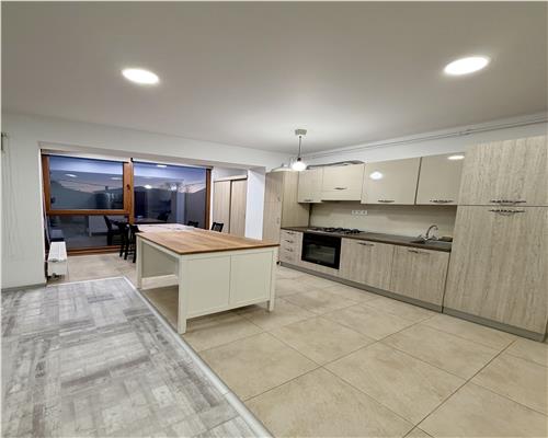 Apartament 3 camere, parcare proprie, Ploie?ti, Romana Residence