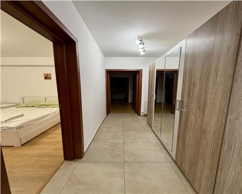 Apartament 3 camere, parcare proprie, Ploie?ti, Romana Residence
