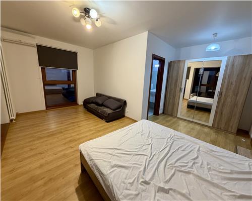 Apartament 3 camere, parcare proprie, Ploie?ti, Romana Residence