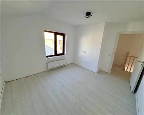 Vanzare casa 4 camere, in Strejnicu, la 5 minute de Ploiesti